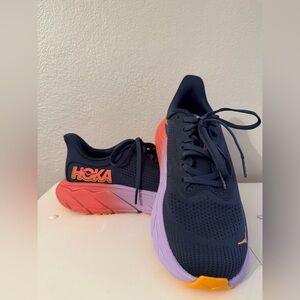 Hoka Women's ARAHI 7 Running Shoes